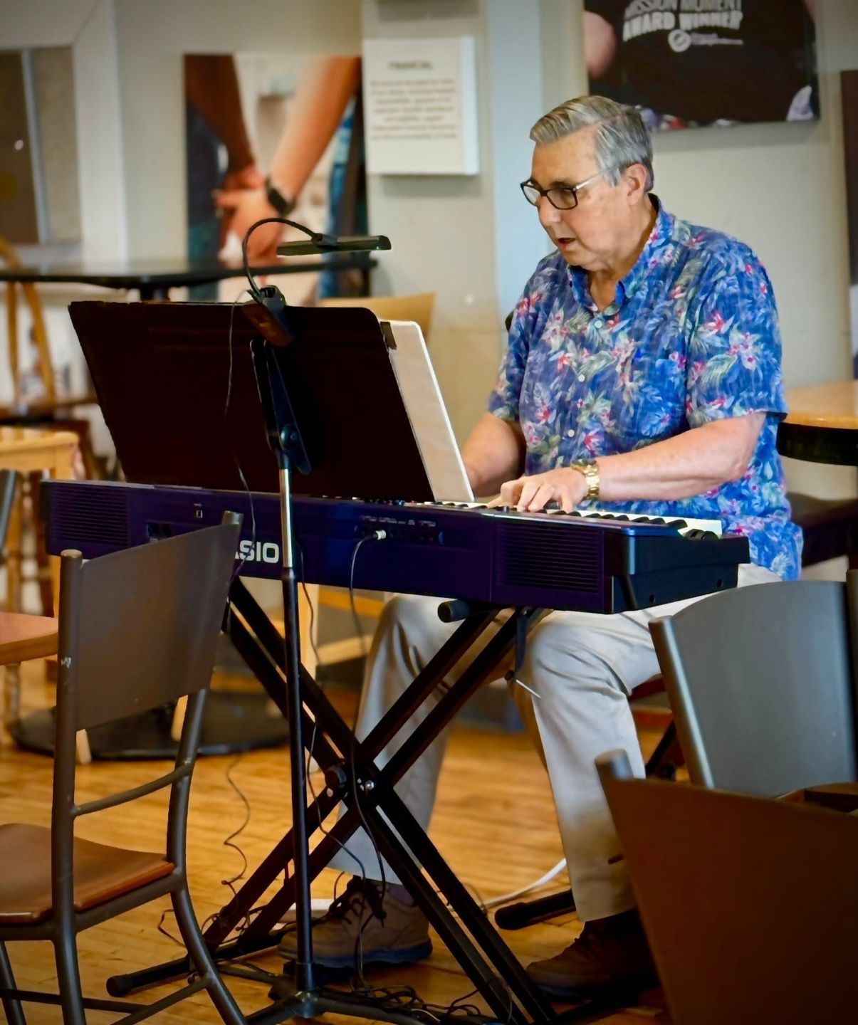 Bob%20Colaner%20Playing%20piano.jpg